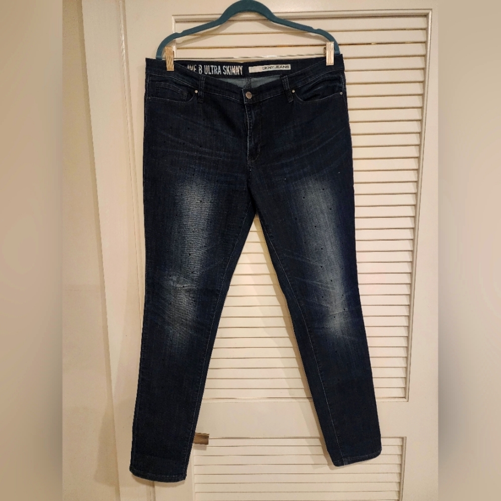 DKNY JEANS, SIZE 14, COLOR DARK BLUE